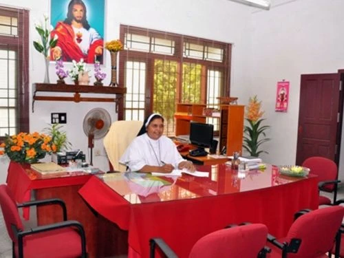 Holy Family College of Nursing (HFCN) Muthalakodam cover image 4