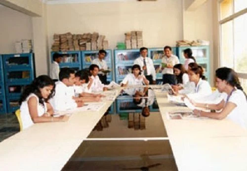 Aizaz Rizvi College of Journalism and Mass Communication (ARCJMC) cover image 6
