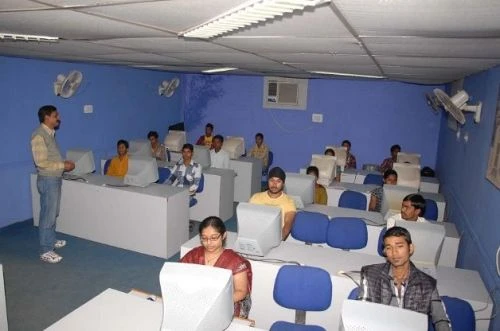 GS College of Commerce and Economics cover image 6