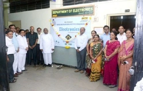 DKTE Society's Textile and Engineering Institute (DKTE) campus gallery