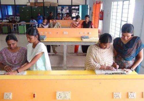 Dhanalakshmi Srinivasan Engineering College (DSEC) cover image 6