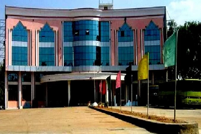 Dr. V.R.K. Women's College of Engineering & Technology cover image 2