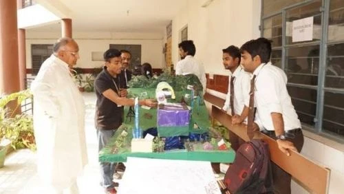 IIMT Institute of Engineering and Technology cover image 7