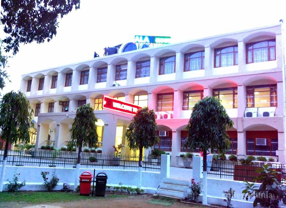 General Shivdev Singh Diwan Gurbachan Singh Khalsa College cover image 2
