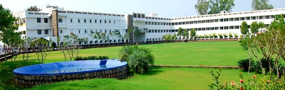 Dhote Bandhu Science College cover image 2