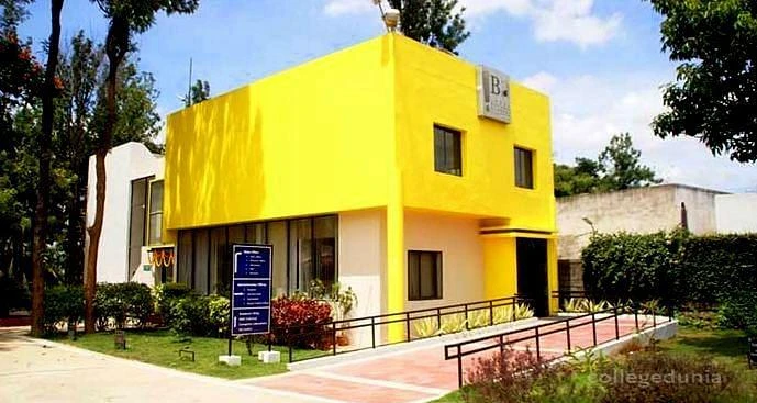 Indus Business Academy (IBA) cover image 2