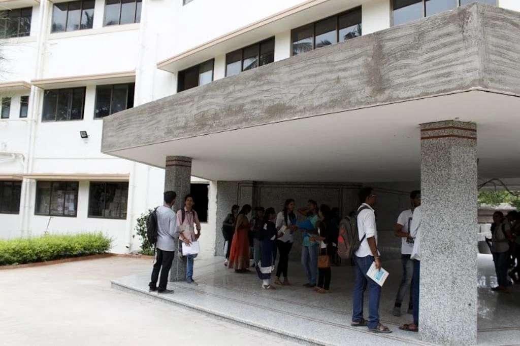 ICLES Motilal Jhunjhunwala College cover image 2