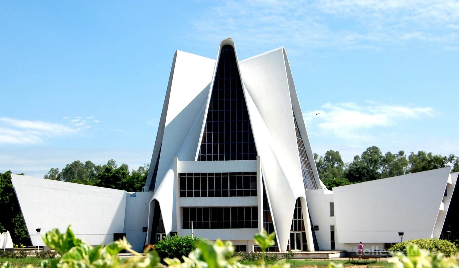 Guru Teg Bahadur College of Education