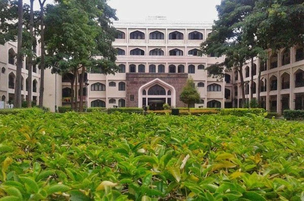 Al  Ameen Institute of Information Sciences (AIIS) cover image 6