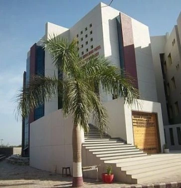 Chhotubhai Gopalbhai Patel Institute of Technology, Uka Tarsadia University (CGPIT) cover image 7