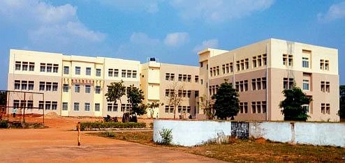 College of Engineering and Technology (CET) cover image 4