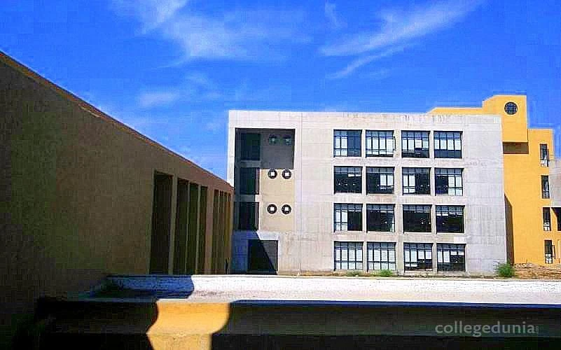 GIDC Degree Engineering College cover image 2