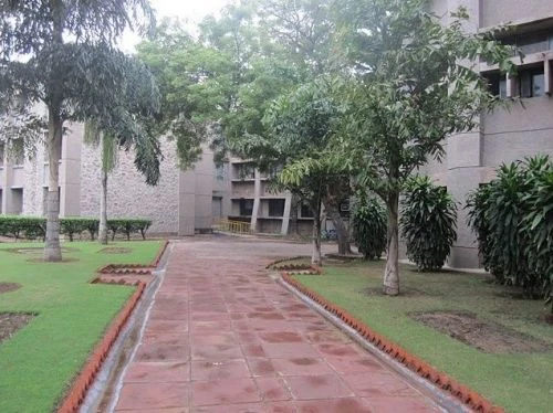 Department of Business Economics, University of Delhi (DBE) cover image 2