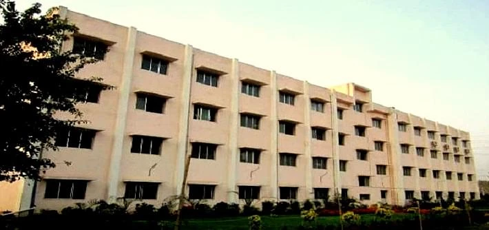 DAV School of Business Management (DSBM) cover image 2