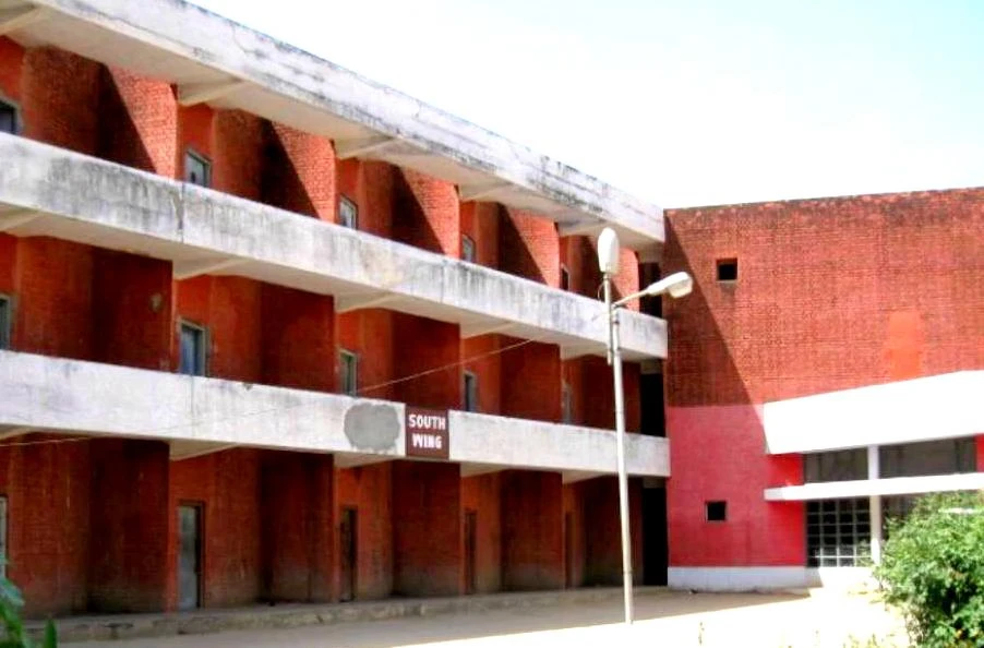Government Polytechnic College cover image 1