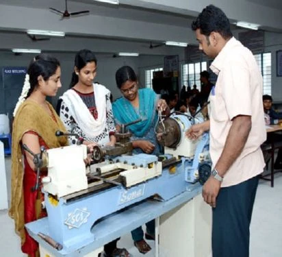 Dhanalakshmi Srinivasan Institute of Technology (DSIT) cover image 6