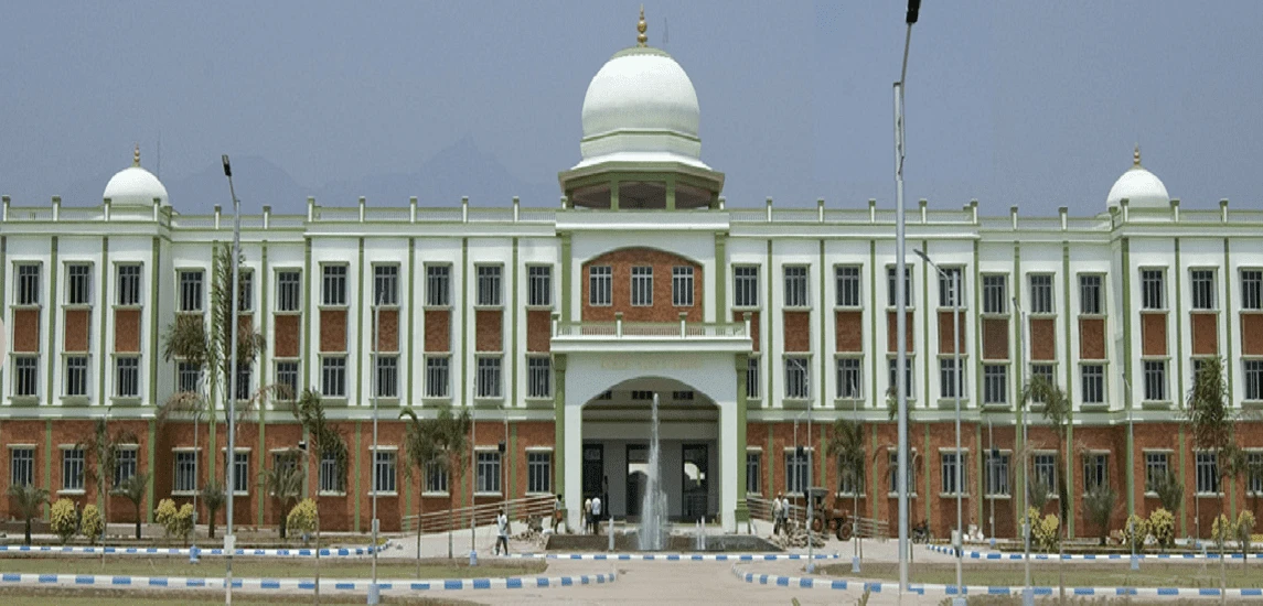 Government College of Engineering (GCE) cover image 3