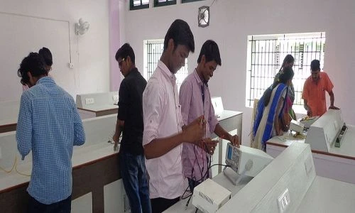 Indian Institute of Handloom Technology - (IIHT) cover image 3