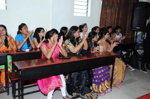 Indian Institute of Fashion Technology (IIFT) cover image 5