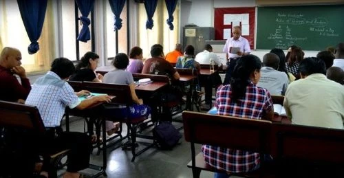 The English and Foreign Languages University , Distance Education cover image 5