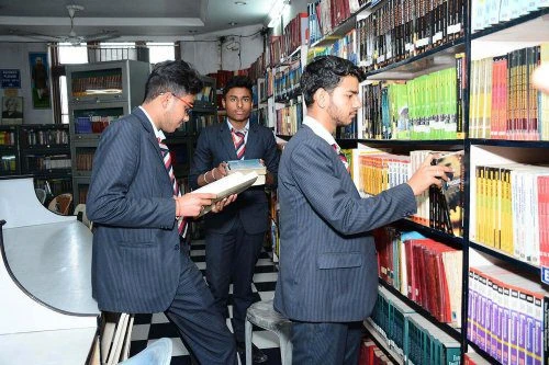 IMR Business School cover image 7