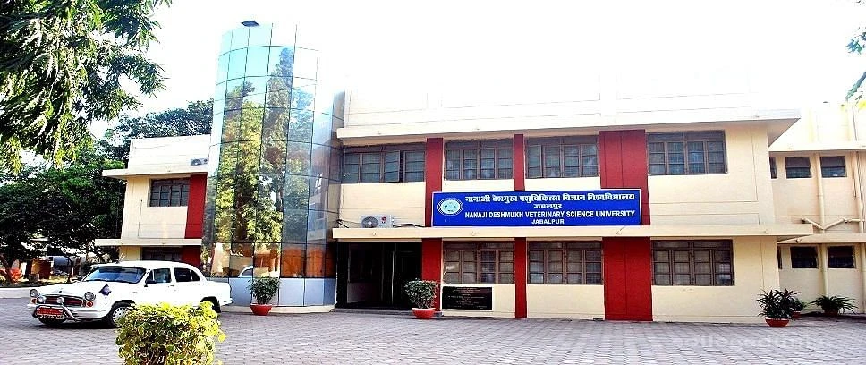 College of Veterinary Science and Animal Husbandry,  Deshmukh Veterinary Science cover image 2
