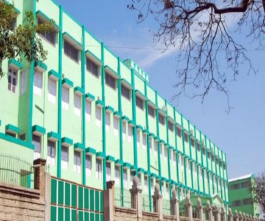 Farooqia Dental College cover image 2