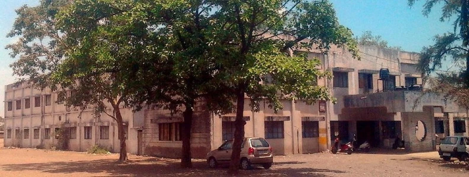DAVV Mateshwari Sugni Devi Girls College cover image 2
