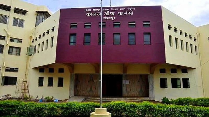 DSTS Mandal's College of Pharmacy cover image 2