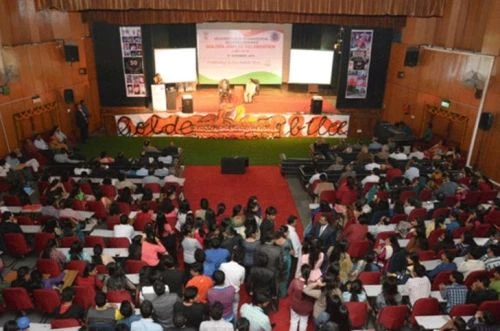 Delhi Institute of Pharmaceutical Sciences and Research (DIPSAR) cover image 3