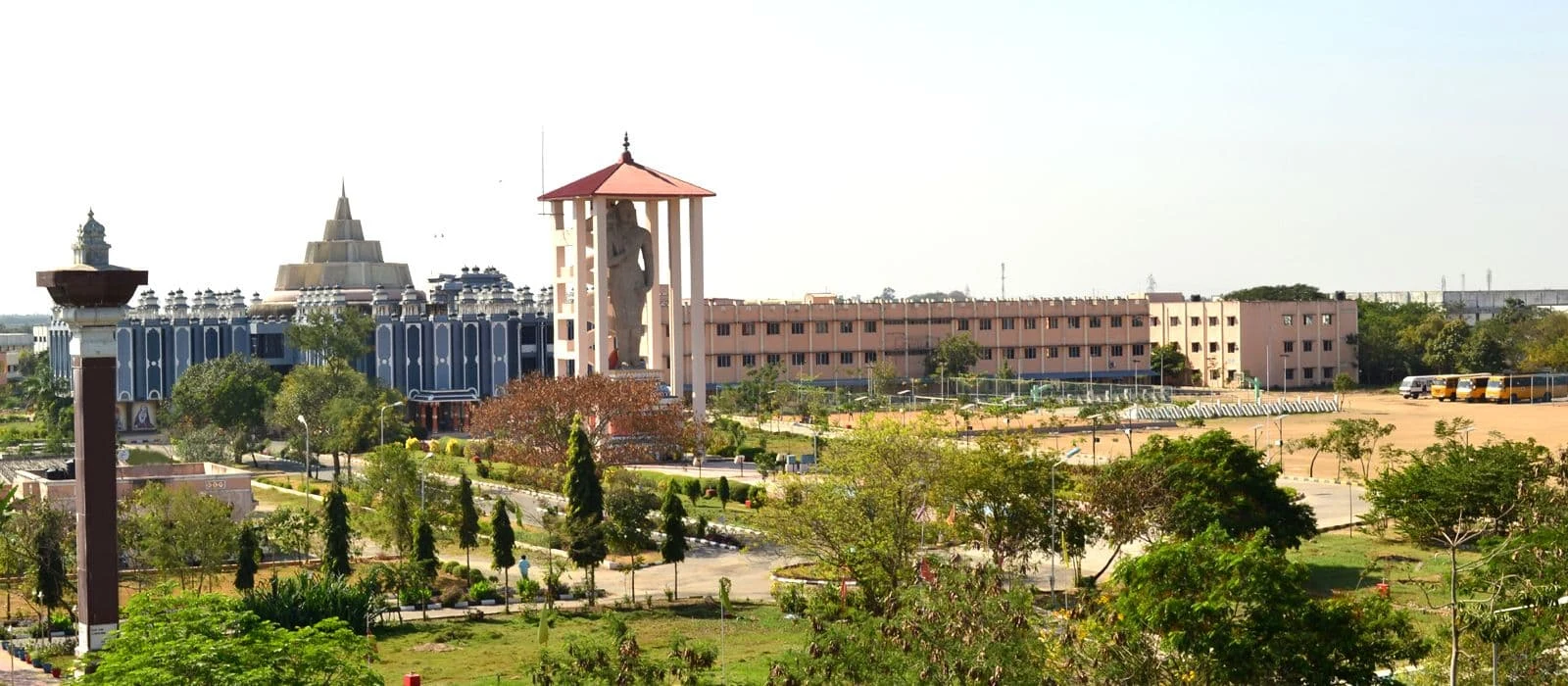 Sri Chandrasekharendra Saraswathi Viswa Mahavidyalaya (SCSVMV University) campus