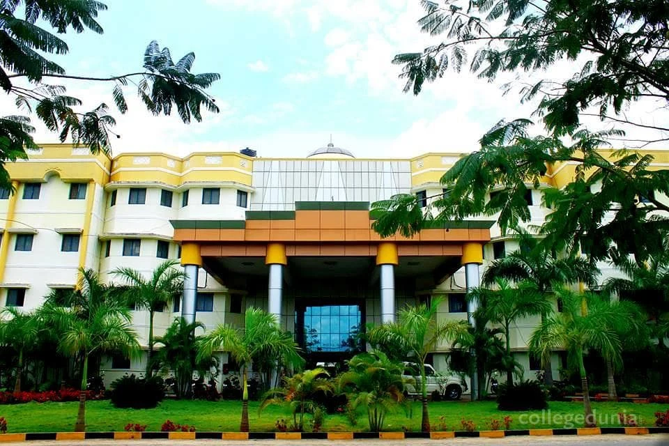 Karpaga Vinayaga College of Engineering and Technology (KVCET) campus