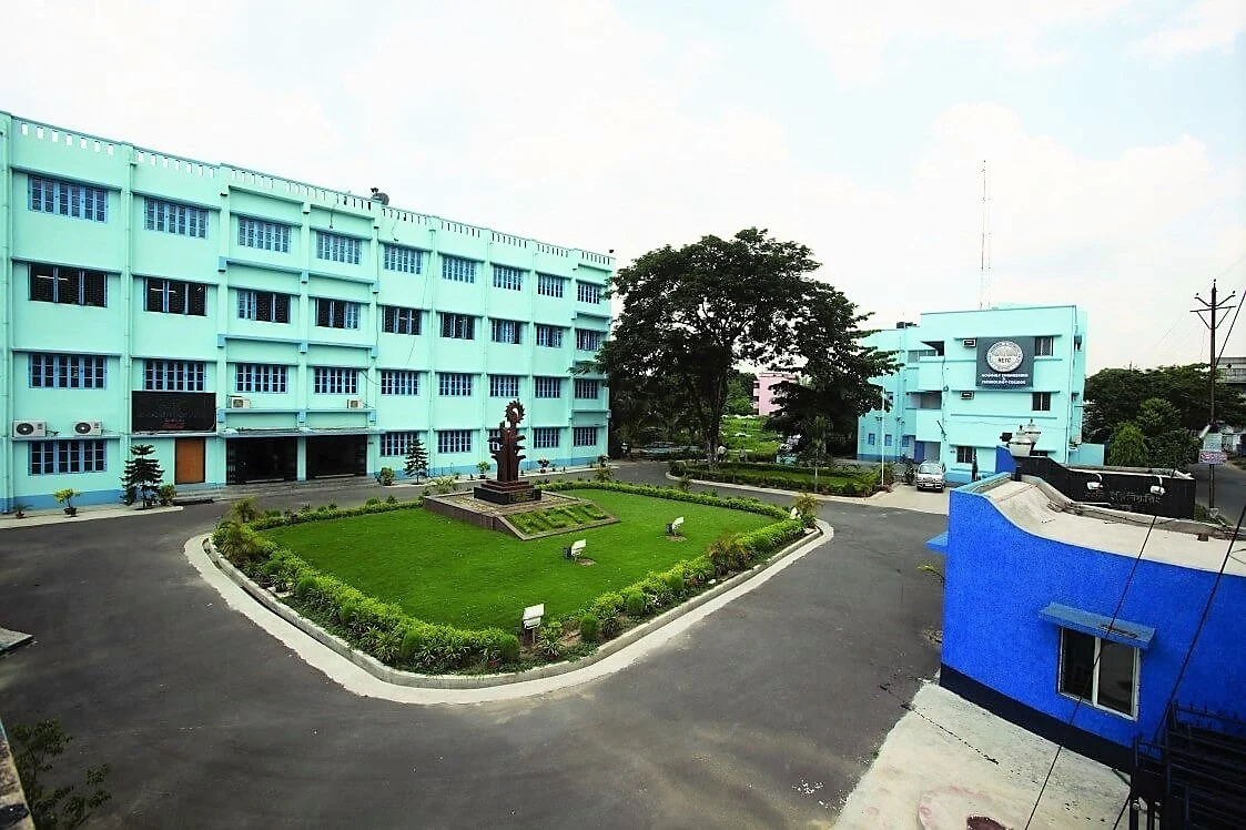 Hooghly Engineering and Technology College (HETC) campus