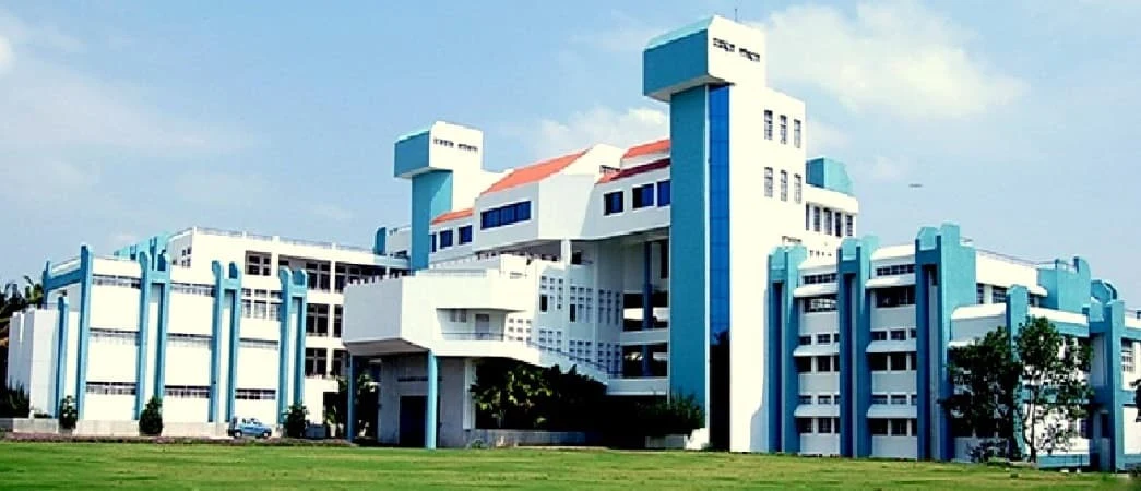 Krishna Vishwa Vidyapeeth campus