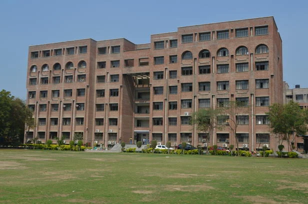 Maharaja Surajmal Institute of Technology (MSIT) campus