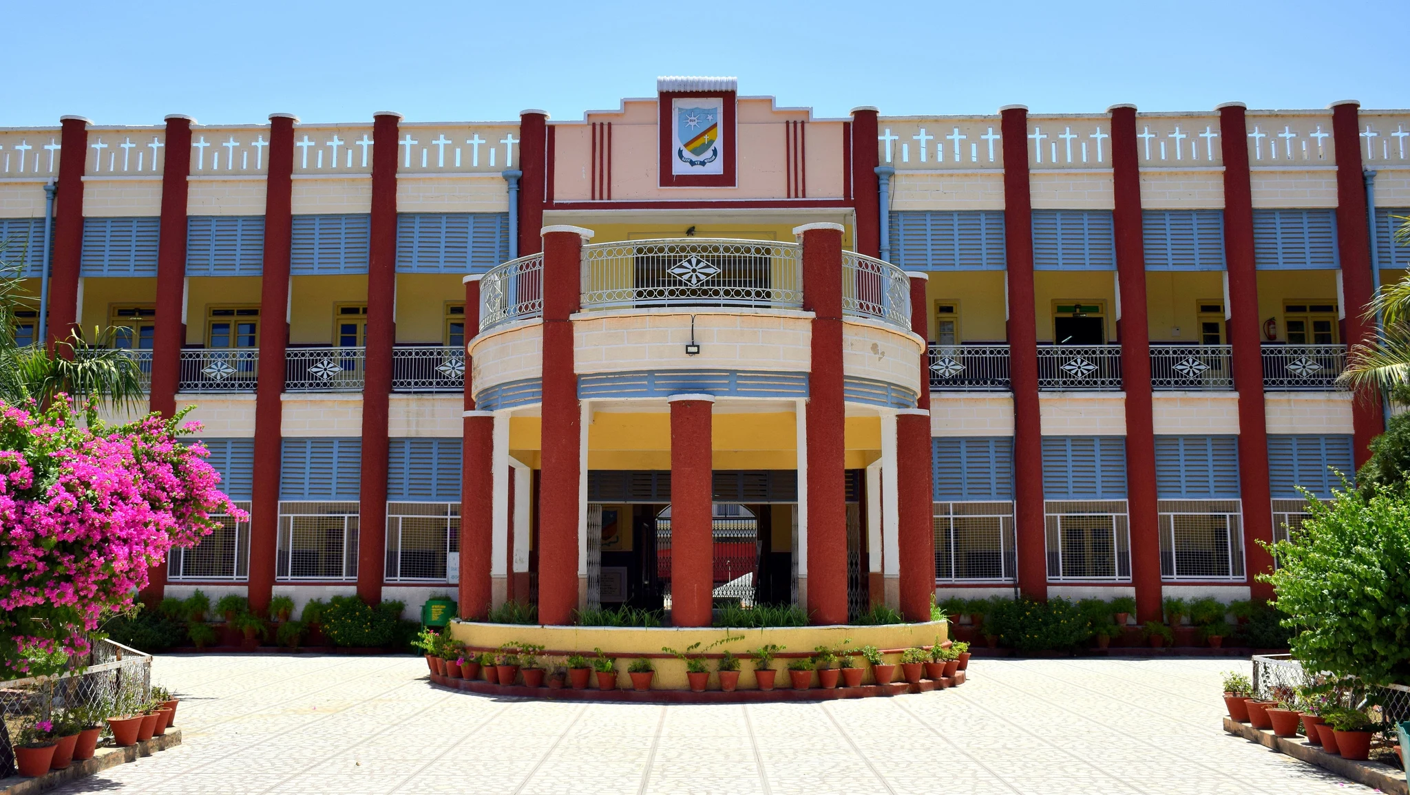 Sophia Girls College campus