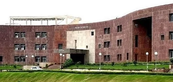 Topiwala National Medical College (TNMC) campus