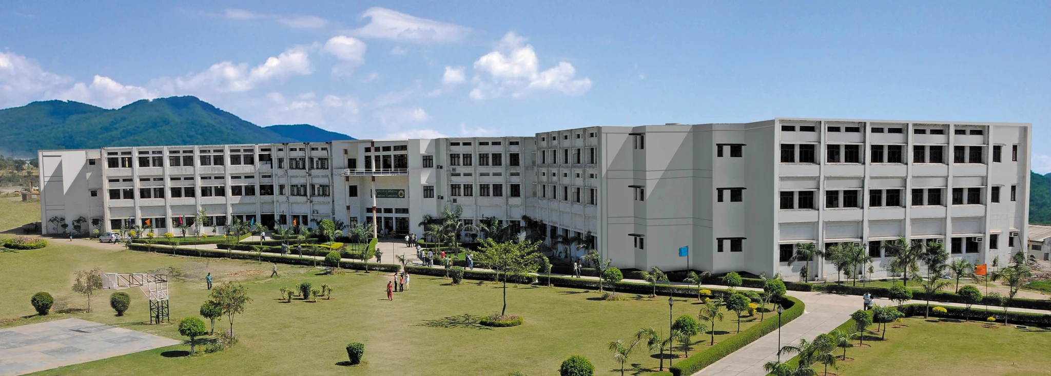 Baddi University of Emerging Sciences and Technologies (BUEST) campus
