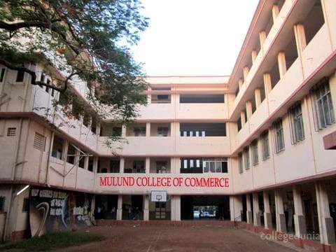 Mulund College of Commerce campus