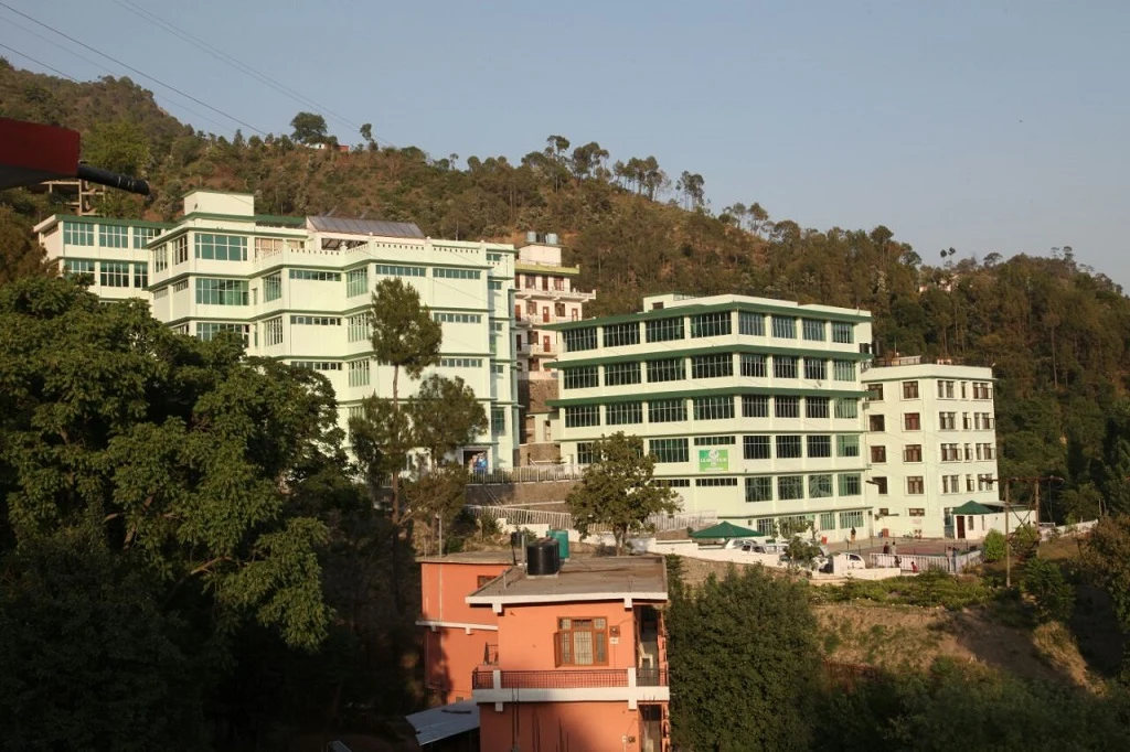 LR Group of Institutes campus