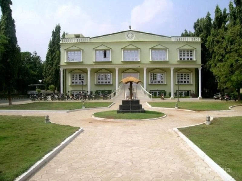 Mamata Medical College campus