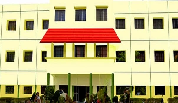 Swargiya Dadasaheb Kalmegh Smruti Dental College and Hospital campus