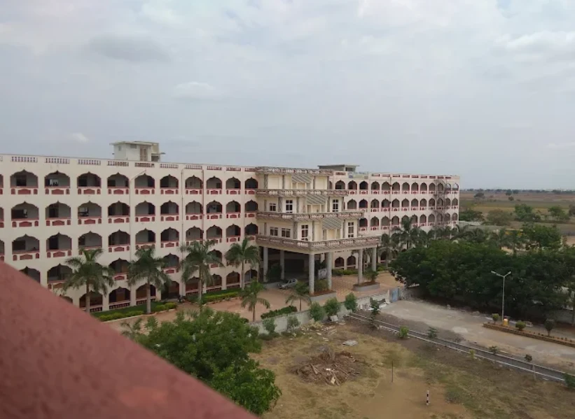 Malineni Lakshmaiah Womens Engineering College campus