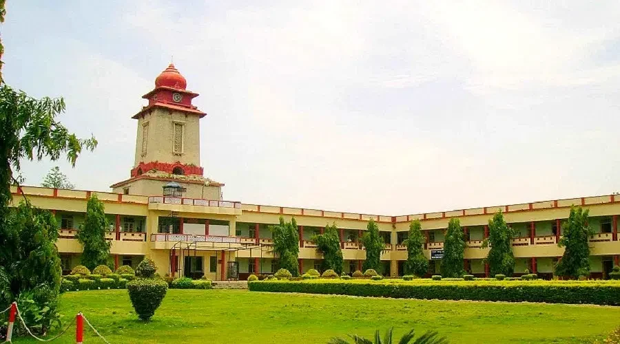 PDA College of Engineering campus