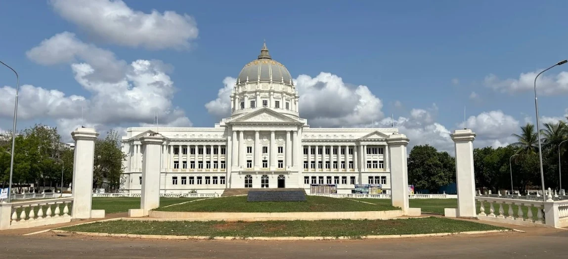 Lakireddy Bali Reddy College of Engineering (LBRCE) campus