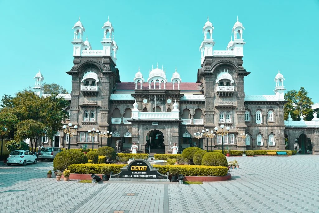 DKTE Society's Textile and Engineering Institute (DKTE) campus