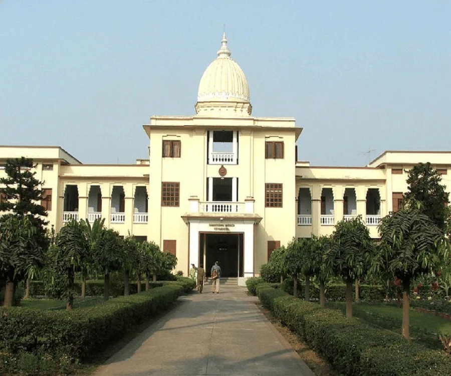 Swami Niswambalananda Girl's College campus