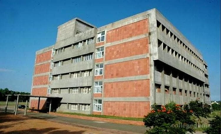 PSG Institute of Medical Sciences and Research (PSGIMSR) campus