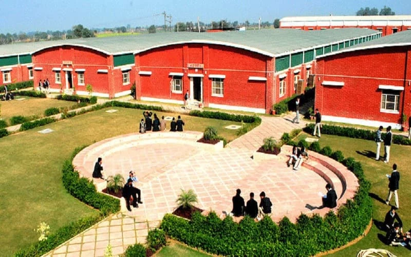 Mangalayatan University, Institute of Engineering and Technology (IET) campus