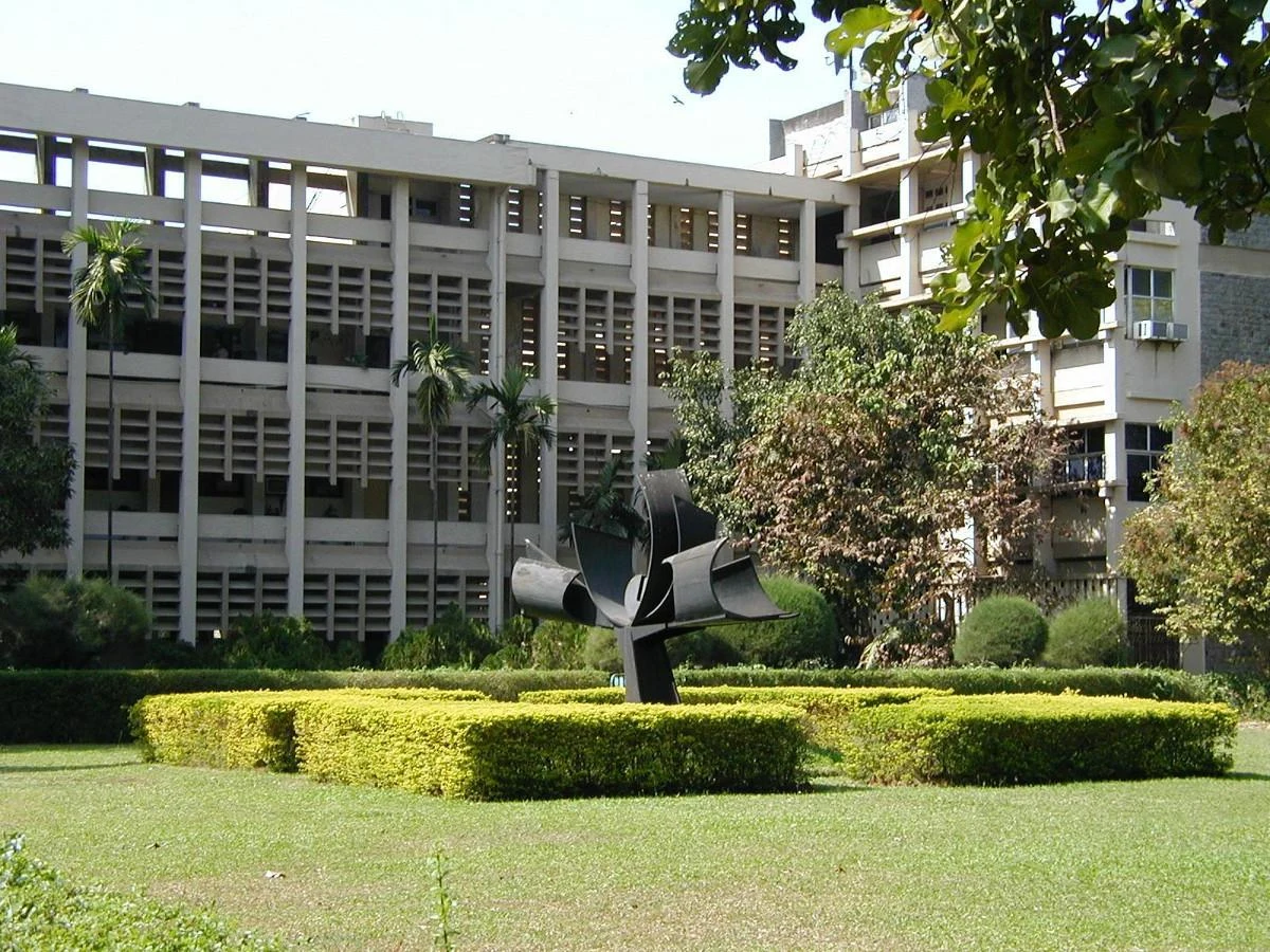 IIT Bombay - Indian Institute of Technology (IITB) cover image 1